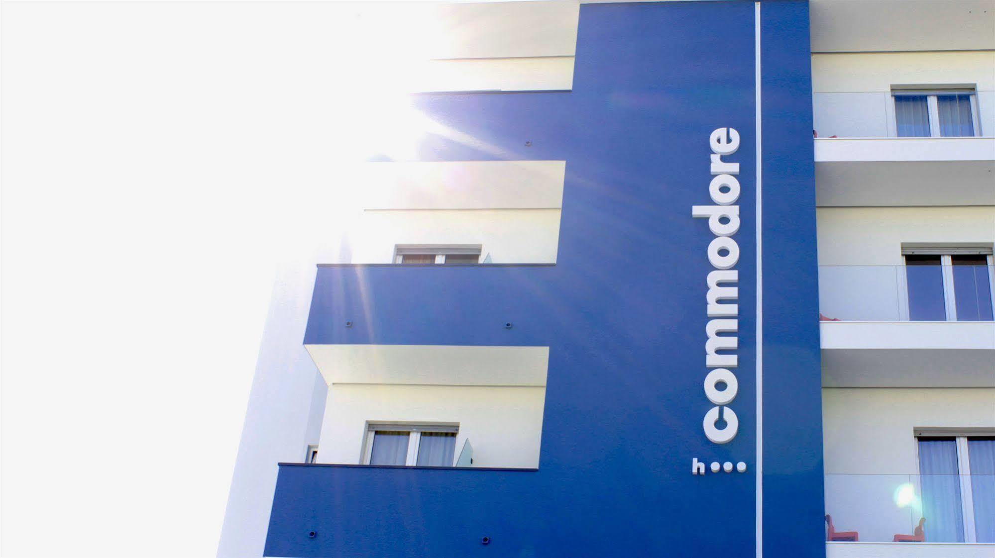 Hotel Commodore Риччоне Екстер'єр фото